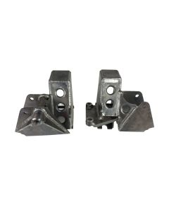 Front coilover axle brackets only for '85-91 Ford Dana 60, with hardware to mount to axle and coilover spacers